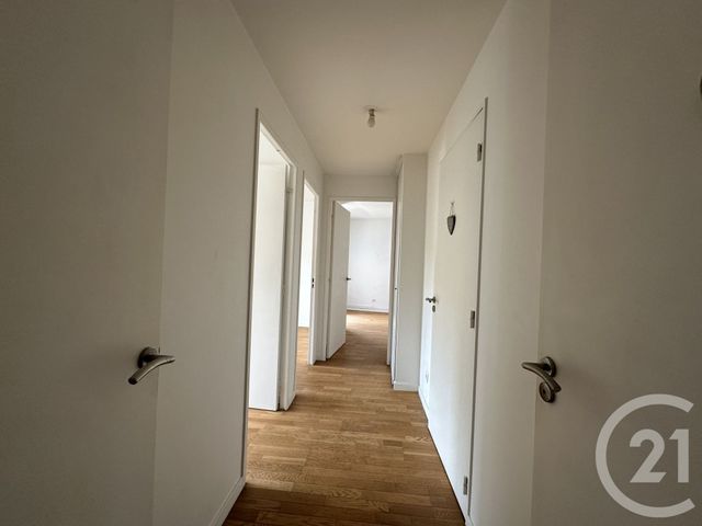 Appartement F4 &agrave; louer - 4 pi&egrave;ces - 77,16 m2 - Villejuif - 94 - ILE-DE-FRANCE