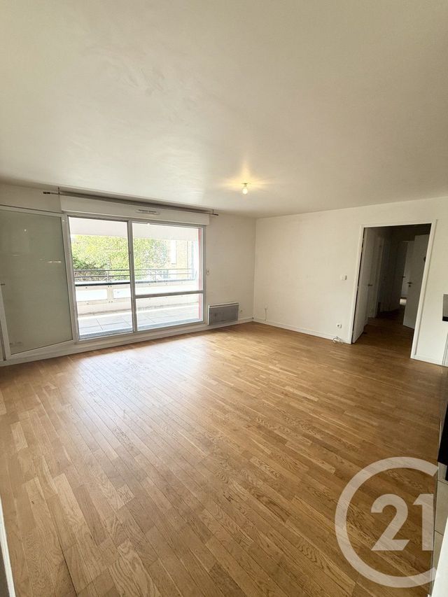 Appartement F4 &agrave; louer - 4 pi&egrave;ces - 77,16 m2 - Villejuif - 94 - ILE-DE-FRANCE
