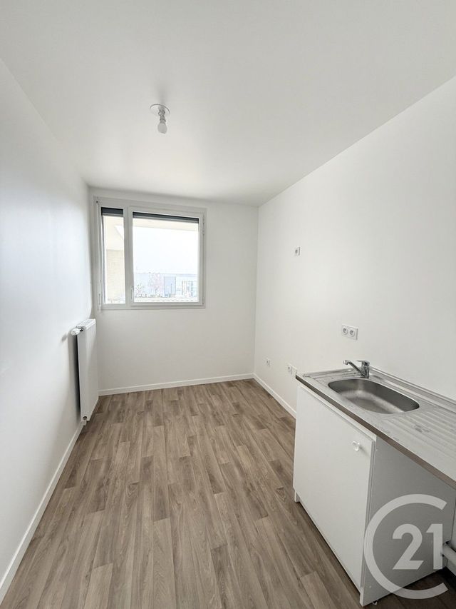 Appartement F3 &agrave; louer - 3 pi&egrave;ces - 61,87 m2 - Vitry Sur Seine - 94 - ILE-DE-FRANCE