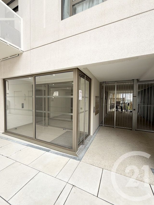 Appartement F3 &agrave; louer - 3 pi&egrave;ces - 61,87 m2 - Vitry Sur Seine - 94 - ILE-DE-FRANCE