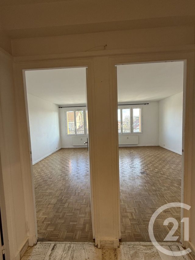 Appartement F3 &agrave; louer - 3 pi&egrave;ces - 58,24 m2 - Villejuif - 94 - ILE-DE-FRANCE