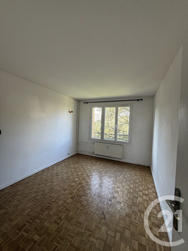 Appartement F3 &agrave; louer - 3 pi&egrave;ces - 58,24 m2 - Villejuif - 94 - ILE-DE-FRANCE