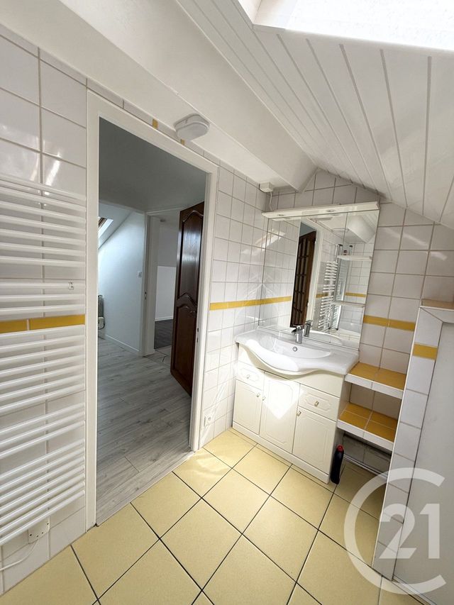 Appartement F2 &agrave; louer - 2 pi&egrave;ces - 33,93 m2 - Vitry Sur Seine - 94 - ILE-DE-FRANCE