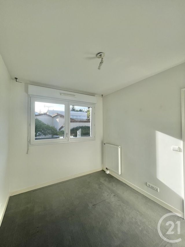 Maison &agrave; louer - 4 pi&egrave;ces - 72,80 m2 - Villejuif - 94 - ILE-DE-FRANCE