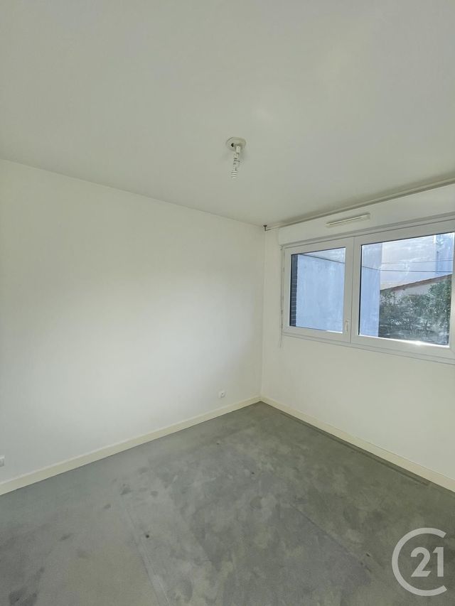 Maison &agrave; louer - 4 pi&egrave;ces - 72,80 m2 - Villejuif - 94 - ILE-DE-FRANCE