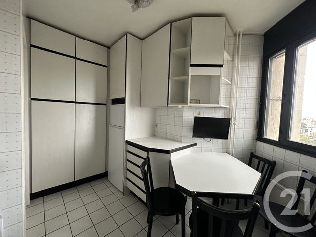 Appartement F4 &agrave; louer - 5 pi&egrave;ces - 94,87 m2 - Villejuif - 94 - ILE-DE-FRANCE