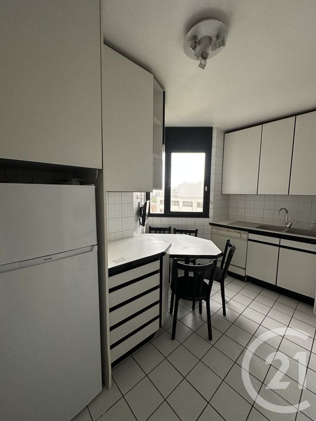 Appartement F4 &agrave; louer - 5 pi&egrave;ces - 94,87 m2 - Villejuif - 94 - ILE-DE-FRANCE