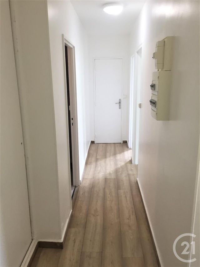 Appartement F3 &agrave; louer - 3 pi&egrave;ces - 54,51 m2 - Villejuif - 94 - ILE-DE-FRANCE