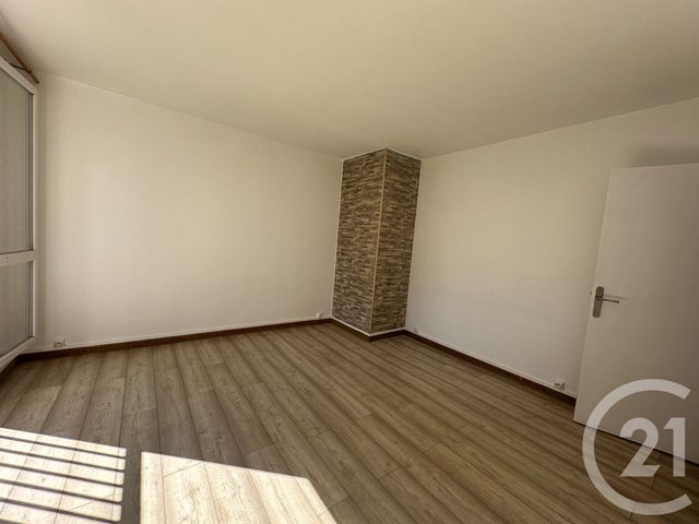 Appartement F3 &agrave; louer - 3 pi&egrave;ces - 54,51 m2 - Villejuif - 94 - ILE-DE-FRANCE