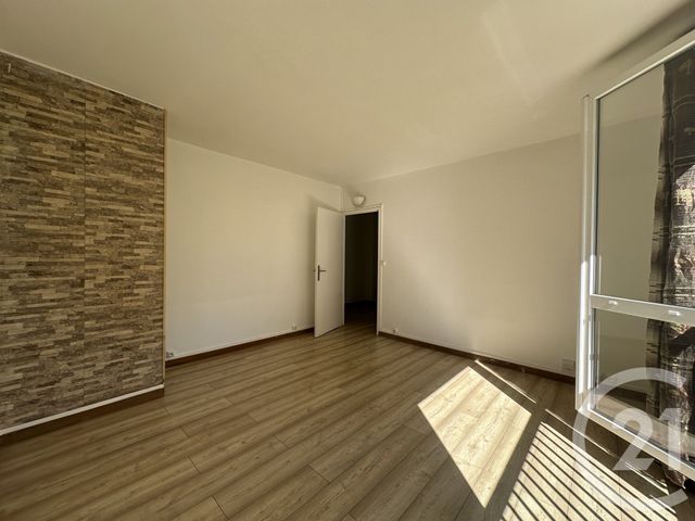 Appartement F3 &agrave; louer - 3 pi&egrave;ces - 54,51 m2 - Villejuif - 94 - ILE-DE-FRANCE