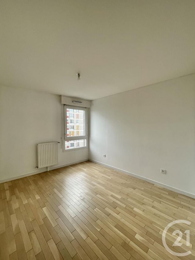 Appartement F4 &agrave; louer - 4 pi&egrave;ces - 77,86 m2 - Villejuif - 94 - ILE-DE-FRANCE