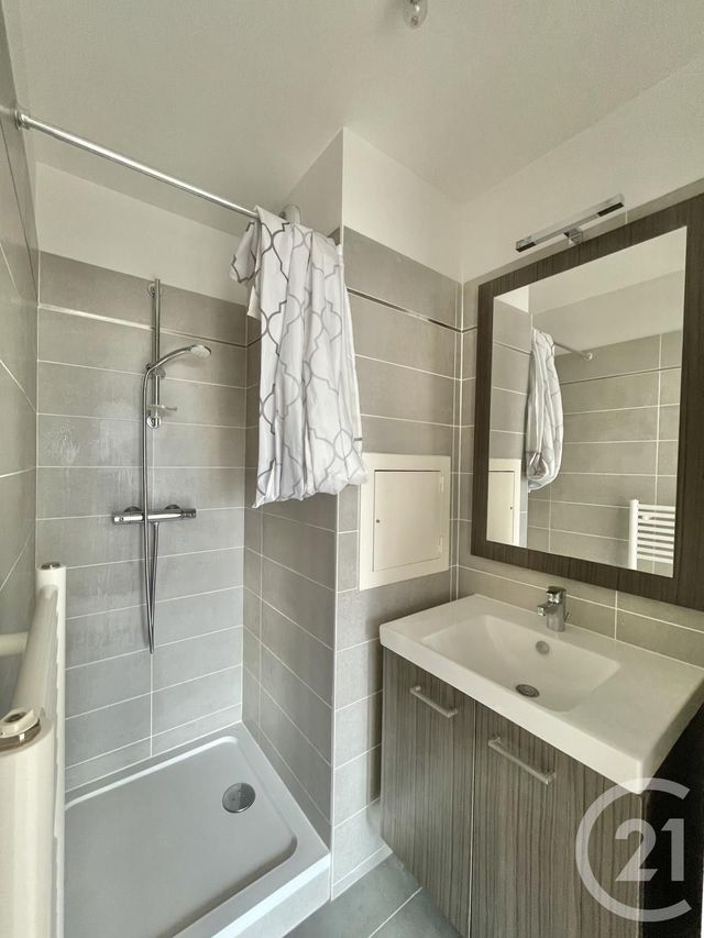 Appartement F4 &agrave; louer - 4 pi&egrave;ces - 77,86 m2 - Villejuif - 94 - ILE-DE-FRANCE