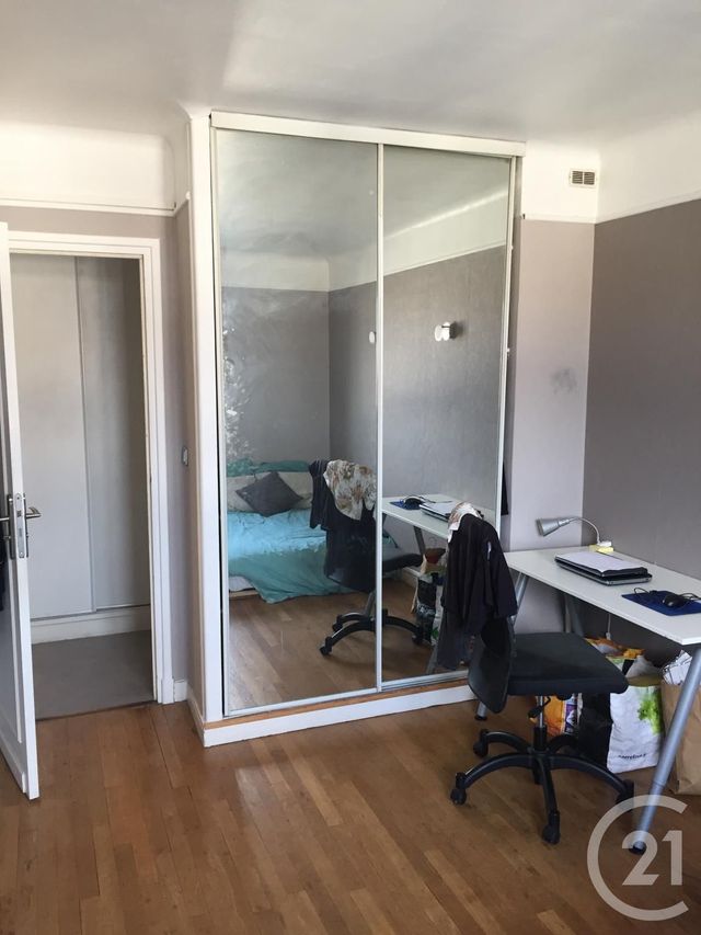Appartement F2 &agrave; louer - 2 pi&egrave;ces - 43,92 m2 - Villejuif - 94 - ILE-DE-FRANCE