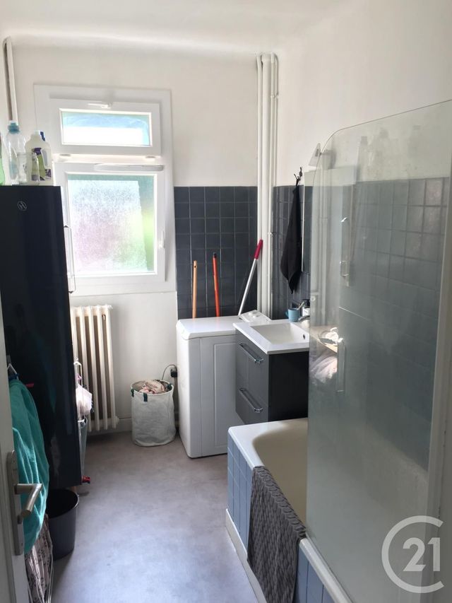 Appartement F2 &agrave; louer - 2 pi&egrave;ces - 43,92 m2 - Villejuif - 94 - ILE-DE-FRANCE