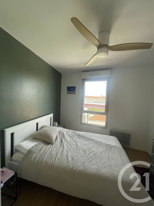 Appartement F3 &agrave; louer - 3 pi&egrave;ces - 61,10 m2 - Villejuif - 94 - ILE-DE-FRANCE