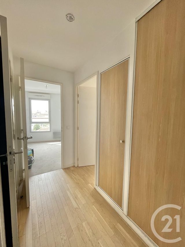 Appartement F3 &agrave; louer - 3 pi&egrave;ces - 61,10 m2 - Villejuif - 94 - ILE-DE-FRANCE