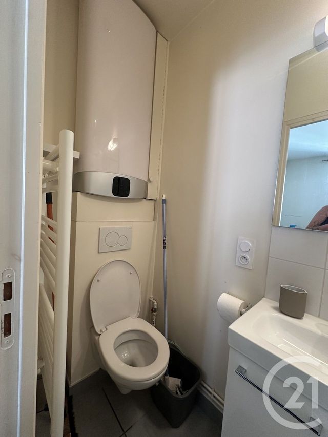 Appartement F2 &agrave; louer - 2 pi&egrave;ces - 25,62 m2 - Villejuif - 94 - ILE-DE-FRANCE