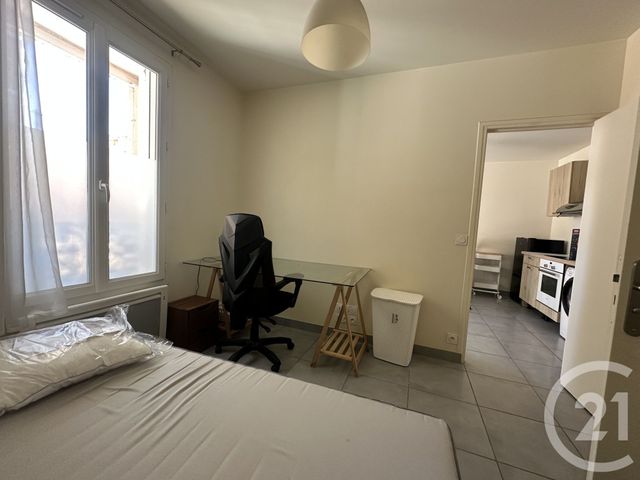 Appartement F2 &agrave; louer - 2 pi&egrave;ces - 25,62 m2 - Villejuif - 94 - ILE-DE-FRANCE