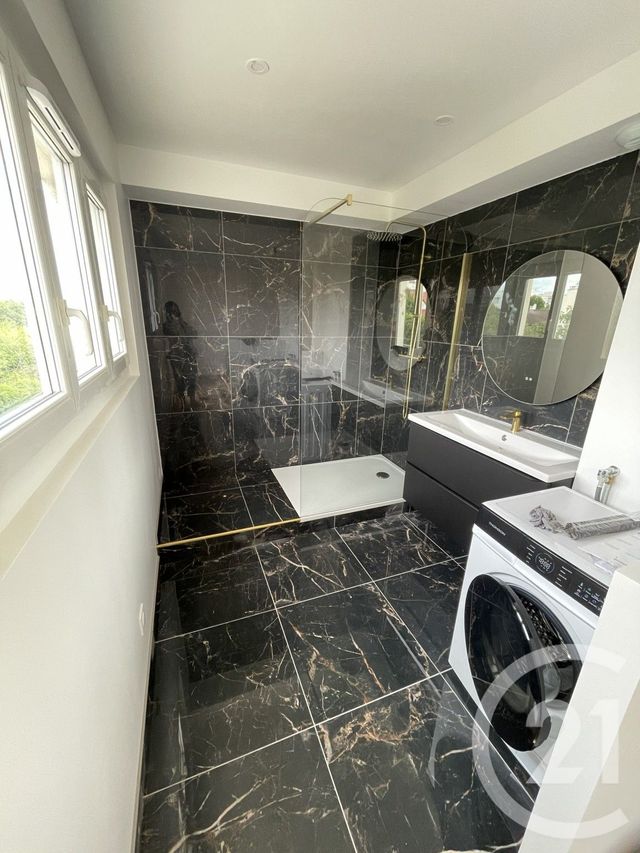 Appartement &agrave; louer - 2 pi&egrave;ces - 39,42 m2 - Villejuif - 94 - ILE-DE-FRANCE