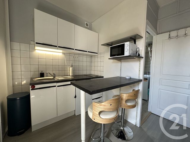 Appartement Studio &agrave; louer - 1 pi&egrave;ce - 16,17 m2 - Villejuif - 94 - ILE-DE-FRANCE