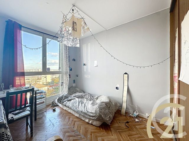 Appartement F5 &agrave; vendre - 4 pi&egrave;ces - 76,93 m2 - Villejuif - 94 - ILE-DE-FRANCE