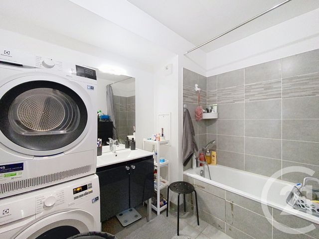 Appartement T3 &agrave; vendre - 3 pi&egrave;ces - 63,80 m2 - Villejuif - 94 - ILE-DE-FRANCE