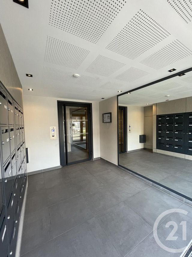 Appartement F2 &agrave; louer - 2 pi&egrave;ces - 39,42 m2 - Villejuif - 94 - ILE-DE-FRANCE