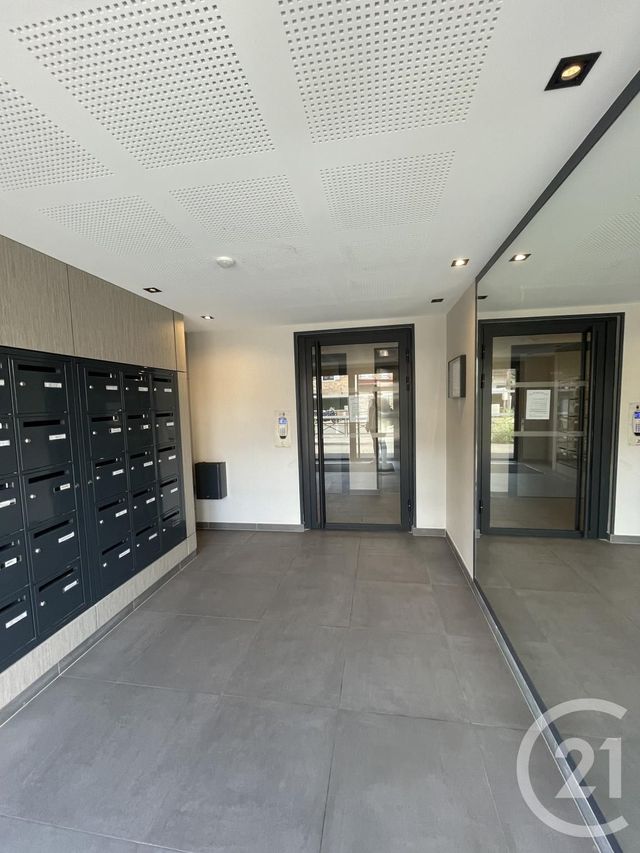 Appartement F2 &agrave; louer - 2 pi&egrave;ces - 39,42 m2 - Villejuif - 94 - ILE-DE-FRANCE